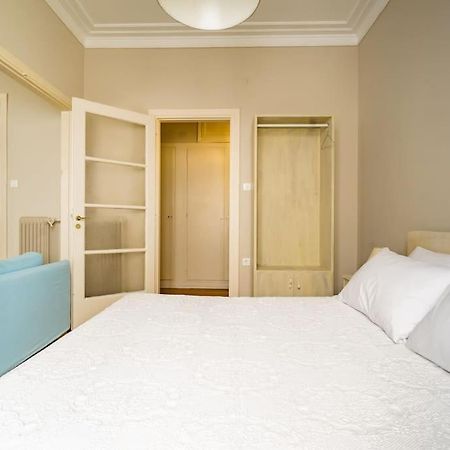 Emporikon Apartment Steps From Historic Center أثينا المظهر الخارجي الصورة